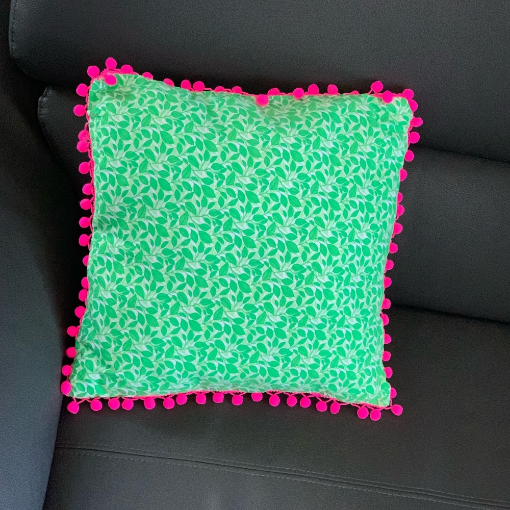 1 pillow